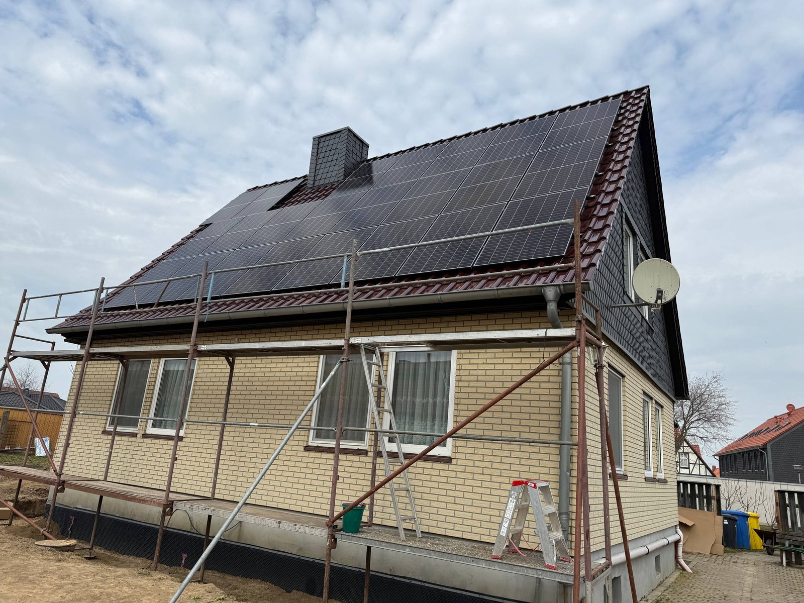 Montage von Solarmodulen